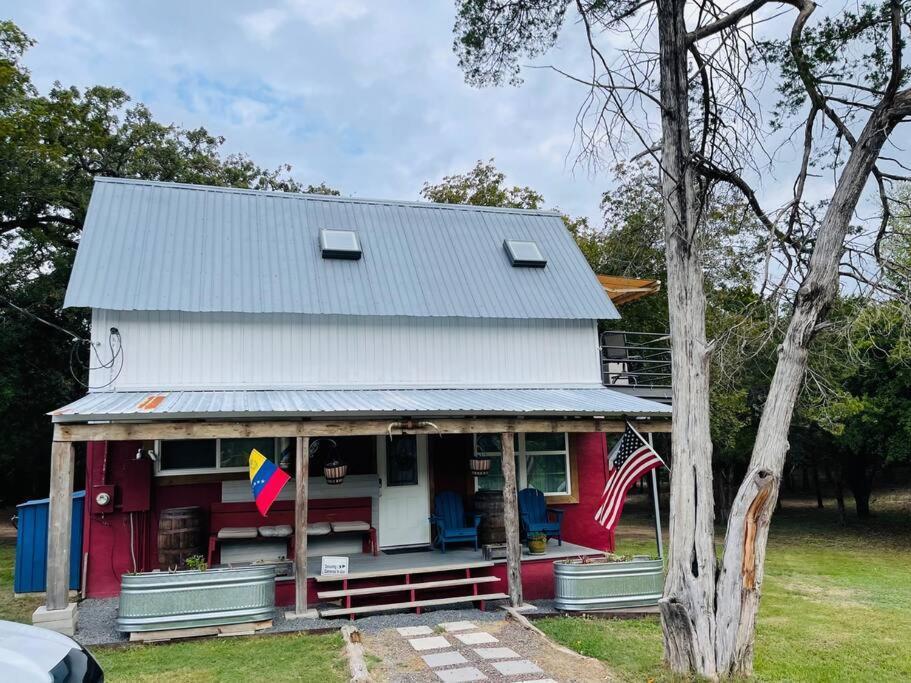 فيلا Bastrop Tiny Disc Golf Retreat المظهر الخارجي الصورة